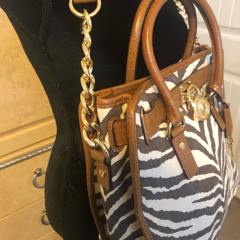 Michael Michael Kors Hamilton Handbag - Picture 2 of 8